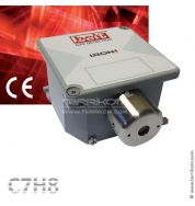 Датчик IRON/CAL со сменным сенсором IRON/CA14 на толуол (С7Н8), цифровой RS485 и линейный 4-20 мА выходы, 10-30 В